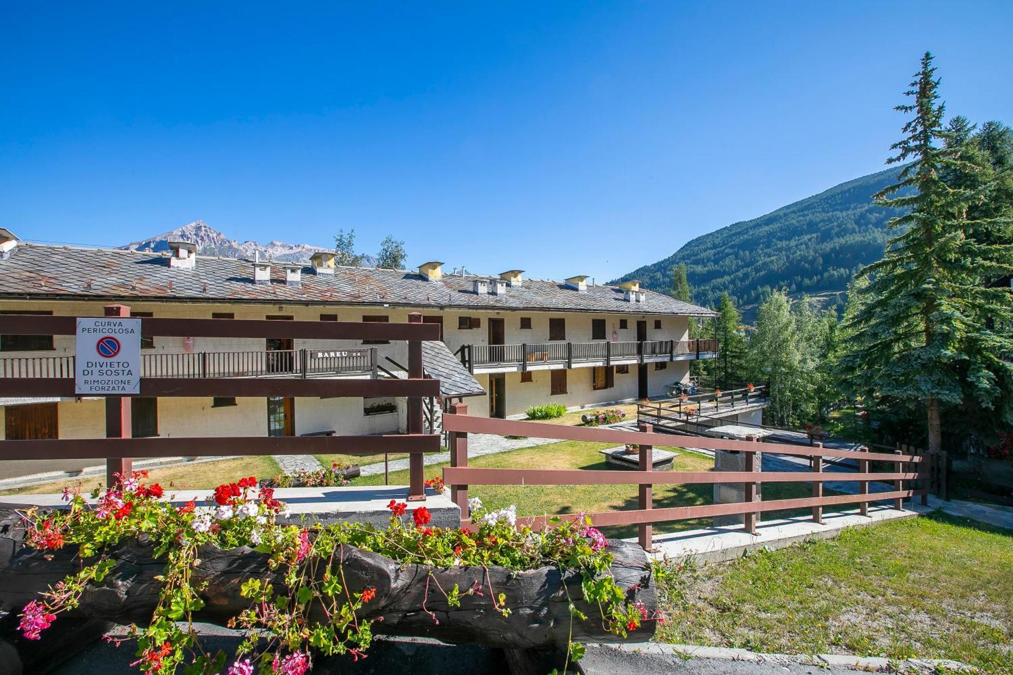 Appartamento Bareu Mountain View - Happy Rentals Oulx Buitenkant foto